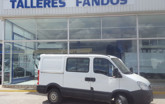 Entrega de furgón IVECO, para Requena, Valencia.