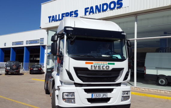 Entrega de tractora nueva IVECO AT440S46T/P para Alcorisa , Teruel.