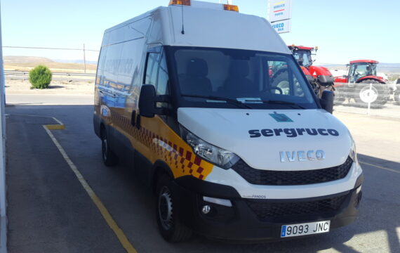 Entrega de furgón IVECO 35S15V de 12m3 para Sergruco, SL.