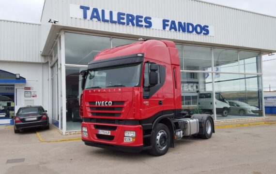 Entrega de tractora de ocasión IVECO para Coria del Rio, Sevilla.