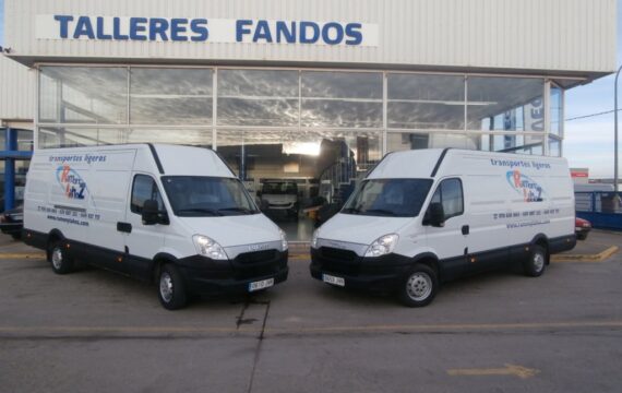 Entrega de 2 furgones IVECO 35S15V en Zaragoza