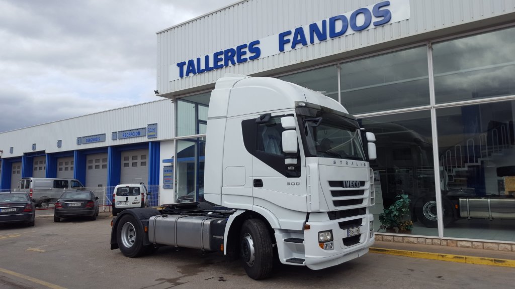 Entrega de tractora de ocasión IVECO AS440S50TP para Galicia.